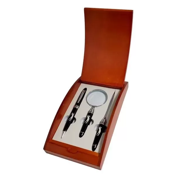 Gift set, including pen,