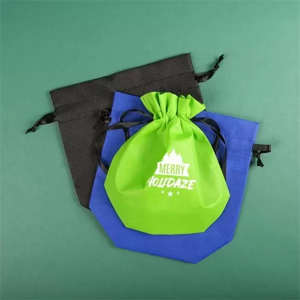 This non-woven drawstring pouch