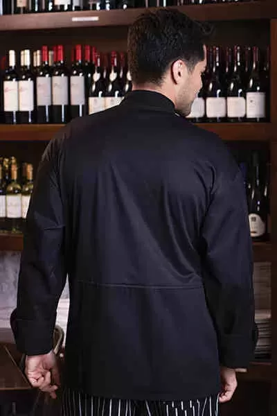 Black moisture-controlling chef coat