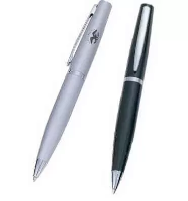 Ball pen with solid